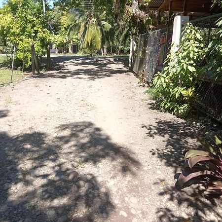 Hotel Cahuita Luaran gambar