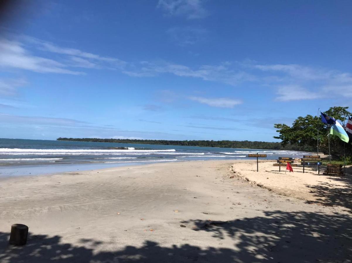 Hotel Cahuita Luaran gambar