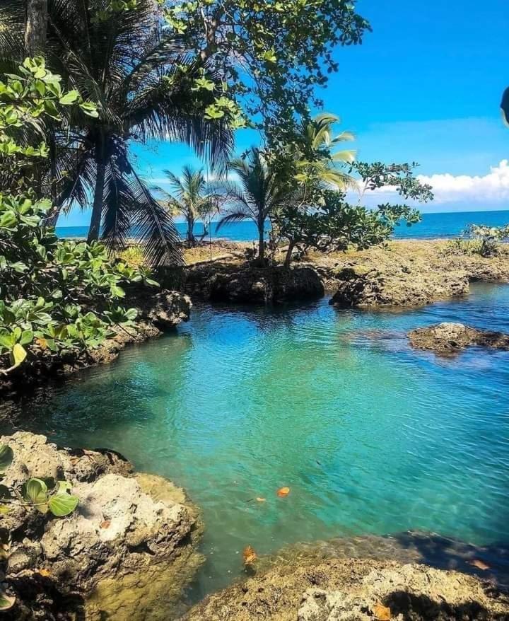 Hotel Cahuita Luaran gambar